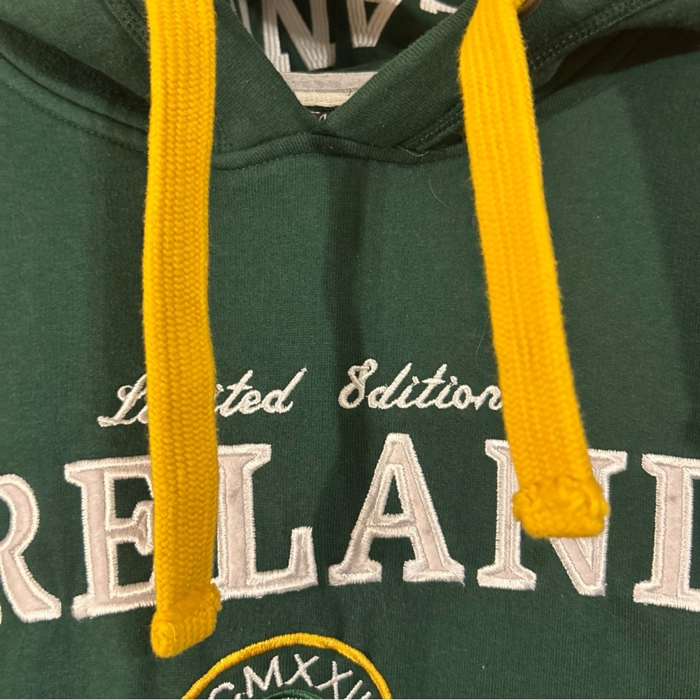 Dolman Clothing Ireland Emerald Hoodie Limited Edition Culture Centre Sz Lg-EUC